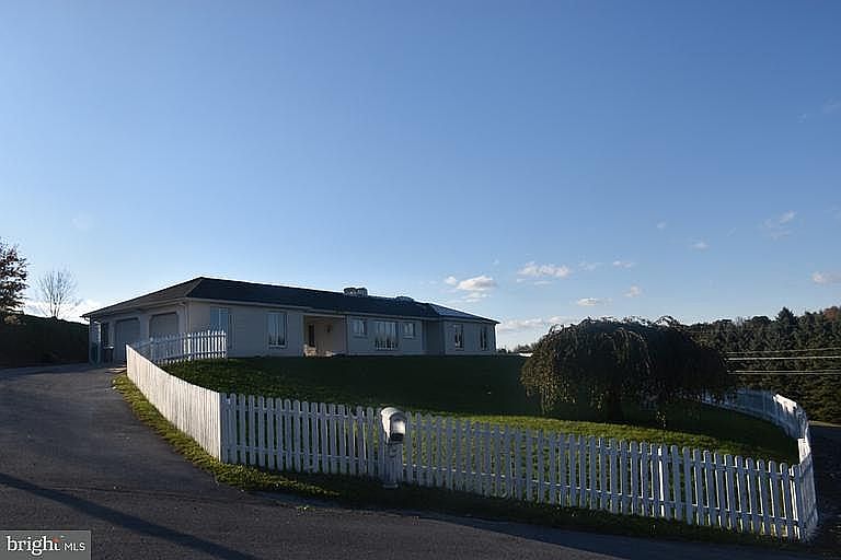 1st image of 732 Wynonah Dr