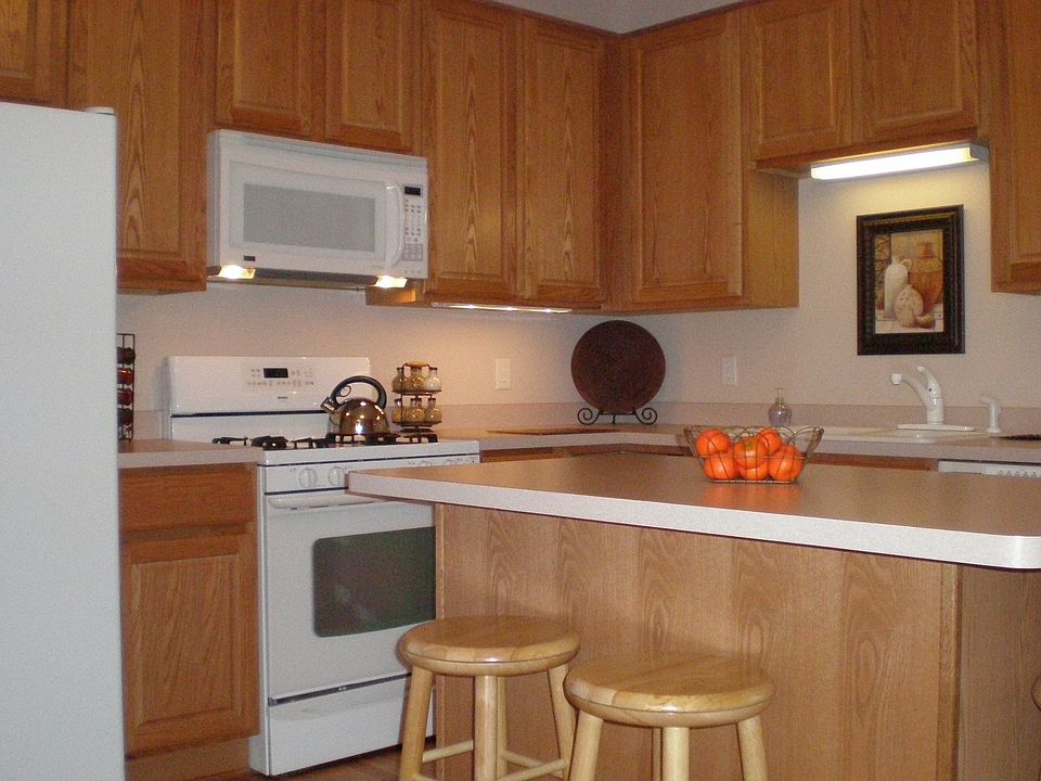 Huge Kitchen with Center Island