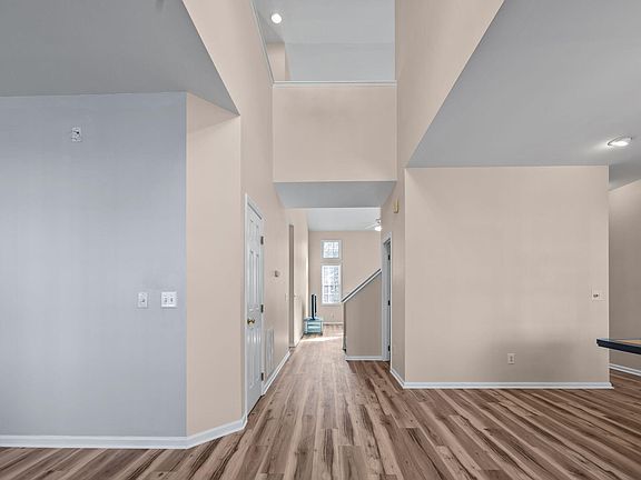 5th image of 13112 Elmleaf Ct