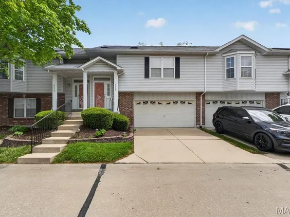 2028 Belltower Dr, Saint Peters, MO 63376