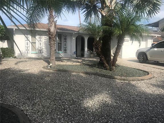 2nd image of 13927 Sommers Ave