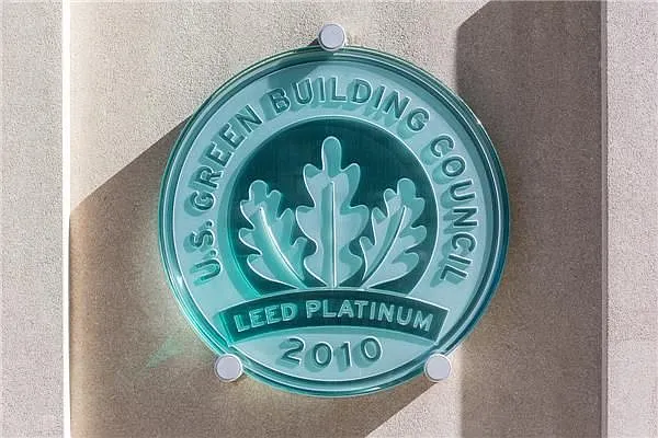 Rented by The Albanese Organization | media 11