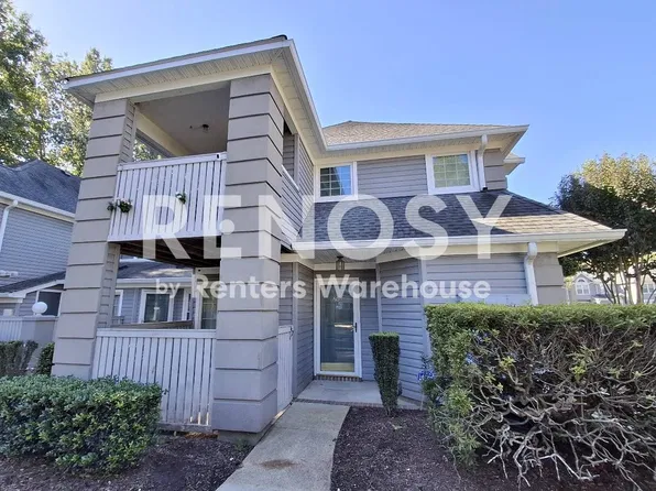 605 Rue Marseille, Chesapeake, VA 23320