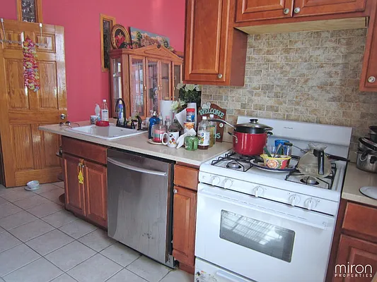 Rented by Miron Properties | media 34