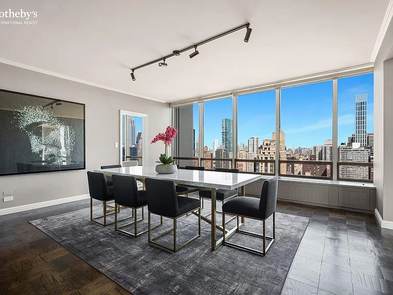 860 United Nations Plz #Penthouse 37/38b — Photo 5