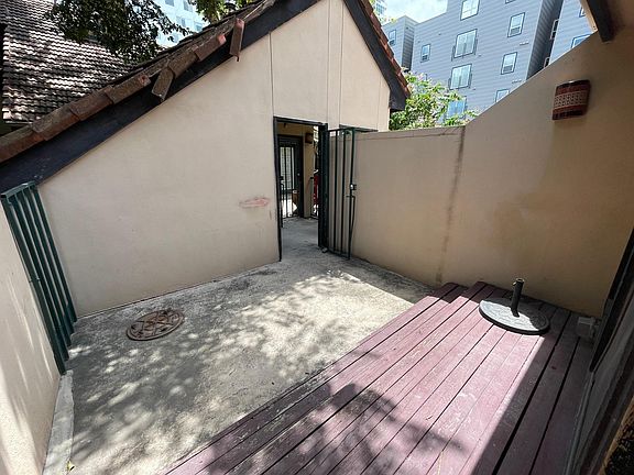 4th image of 2110 Rio Grande St APT 308