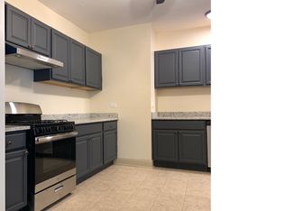 7556 S Eberhart Ave #1, Chicago, IL