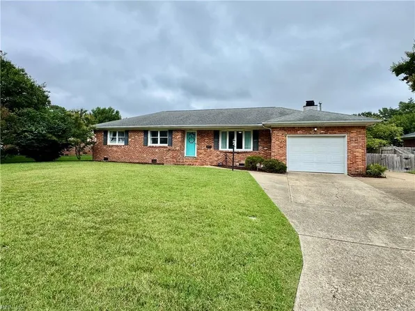4652 Miles Standish Rd, Virginia Beach, VA 23455
