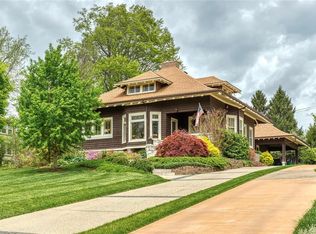 635 W Lockwood Ave, Saint Louis, MO