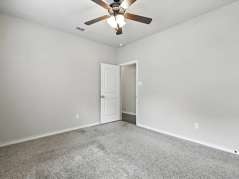3408 S University Dr — Photo 17