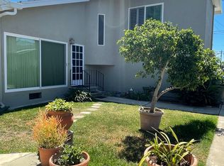 181 Magnolia St #B, Costa Mesa, CA 92627