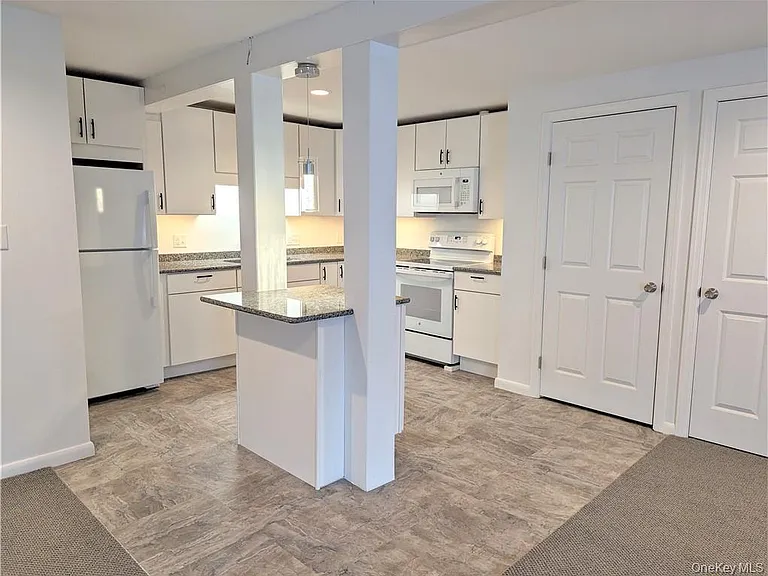 99 Depot St #9 — Photo 2