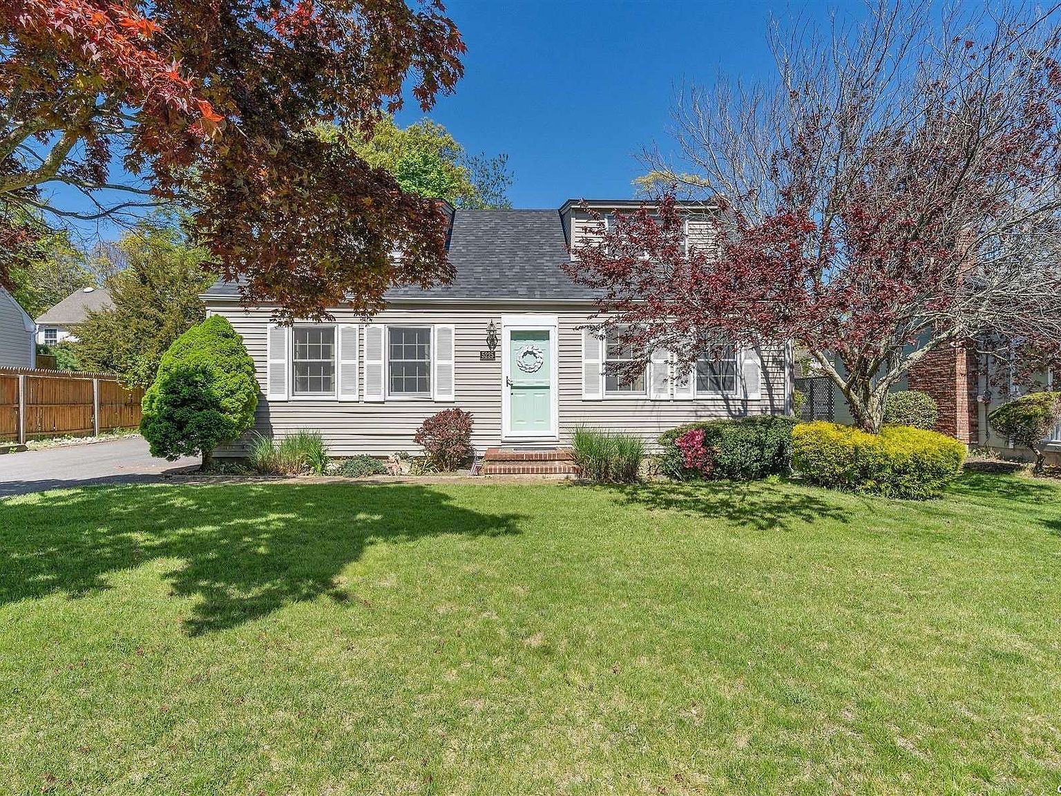 5225 Peconic Bay Boulevard, Laurel, NY 11948 Zillow