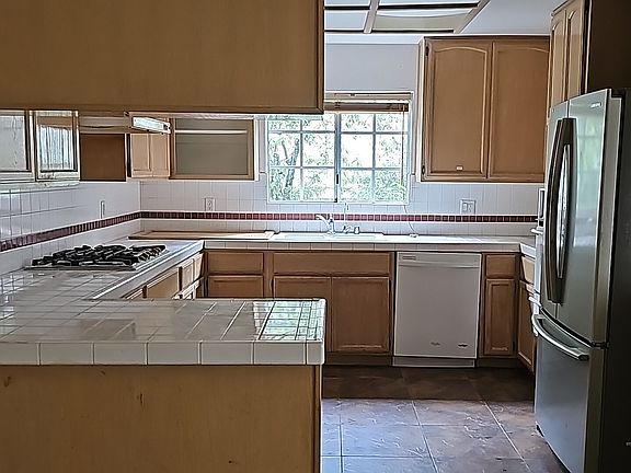 2nd image of 2451 Oneida St Unit B-1