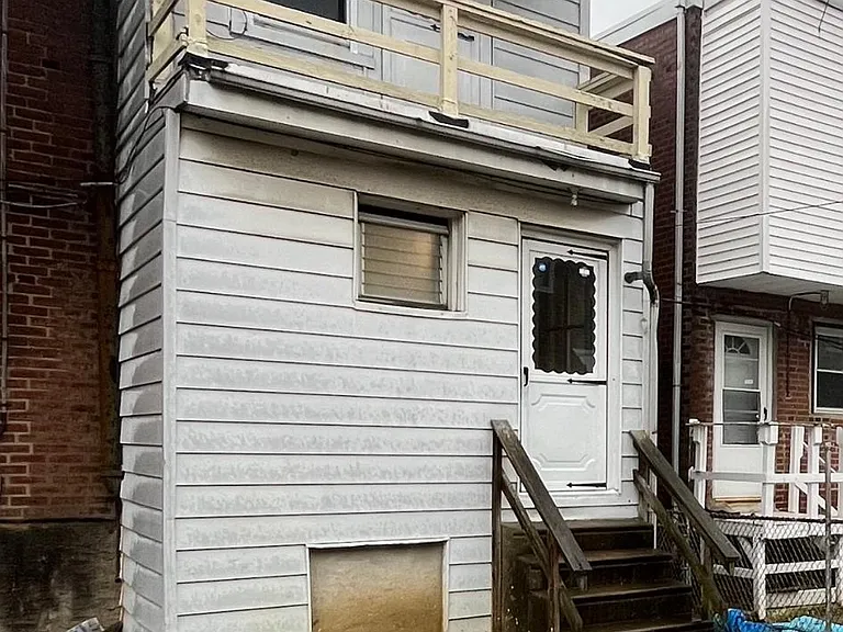 4617 Sheffield Ave #2 — Photo 8