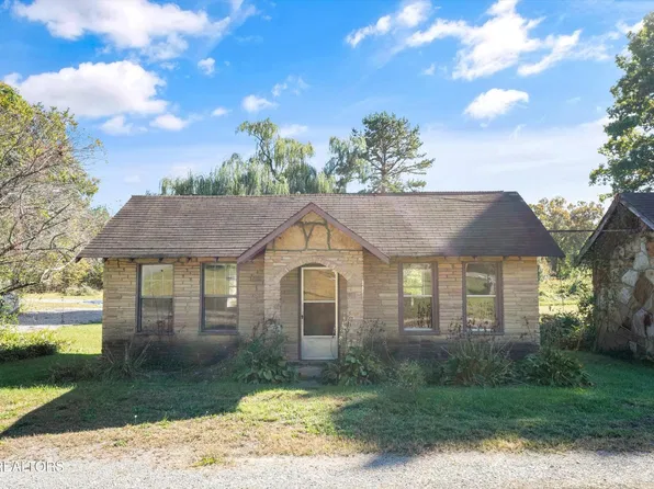 9476 Morgan County Hwy, Sunbright, TN 37872