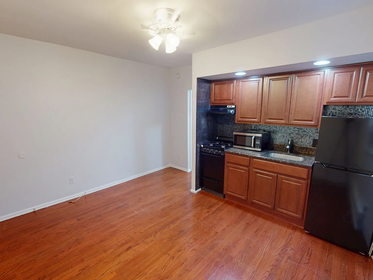 413 Pine Street, Philadelphia, PA 19106 - 1R — Photo 2