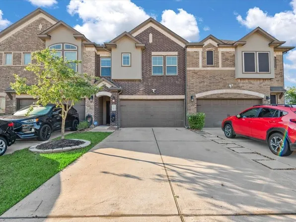 3736 Lancer Cir, Pearland, TX 77581