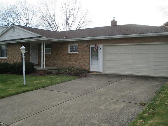 2nd image of 1487 Rose Hedge Ct