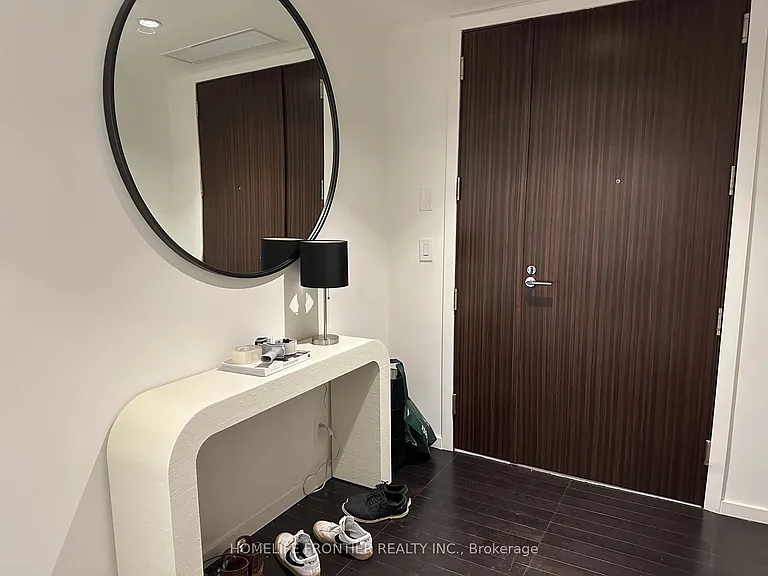 180 University Ave #3004 — Photo 2