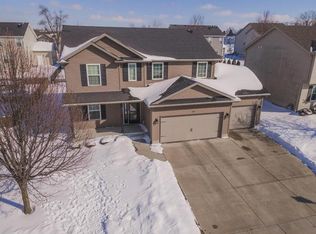 2615 Grey Fox Trl, Bloomington, IL 61705