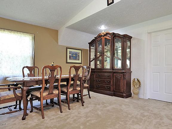 5th image of 1577 Woodlea Dr