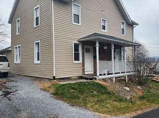 15-17 W Arch St, Mill Hall, PA 17751