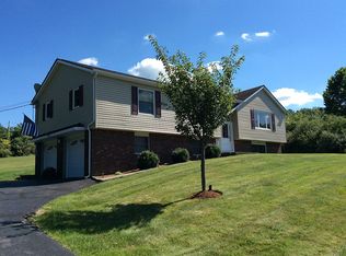 81 Greendale Rd, Newton, NJ 07860