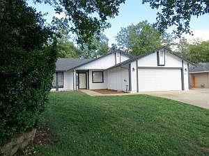 3rd image of 3437 Oak Haven Ct