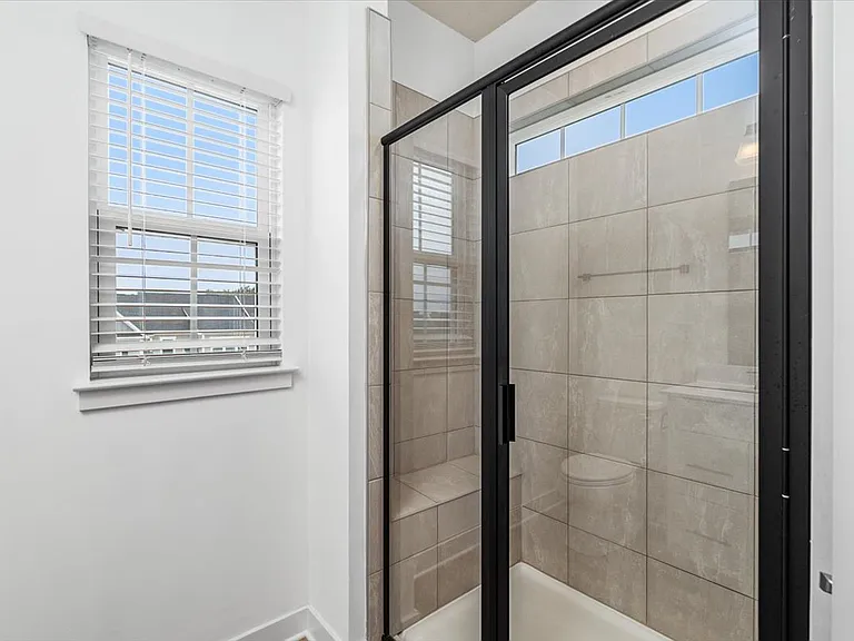 9001 Hickory Rd — Photo 21