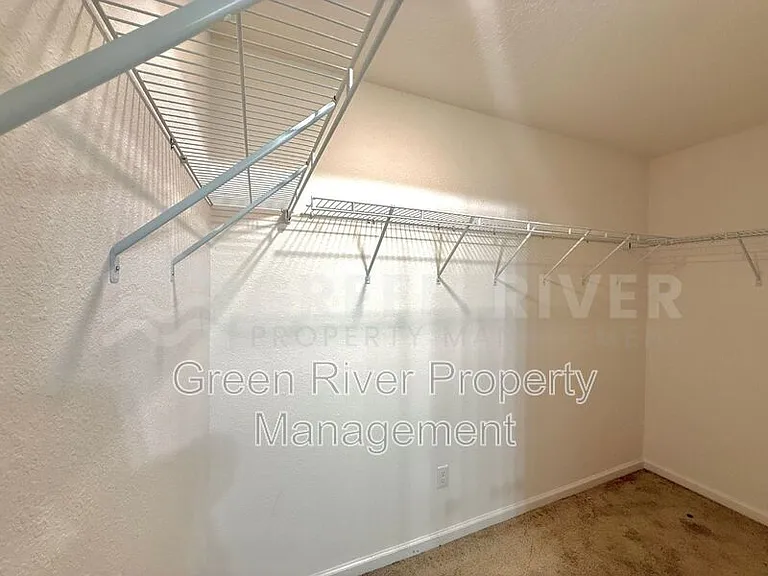 8704 Lake George Cir W — Photo 20