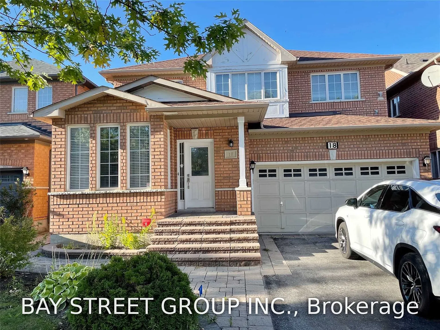 4 bed, $3,700 — Photo 1