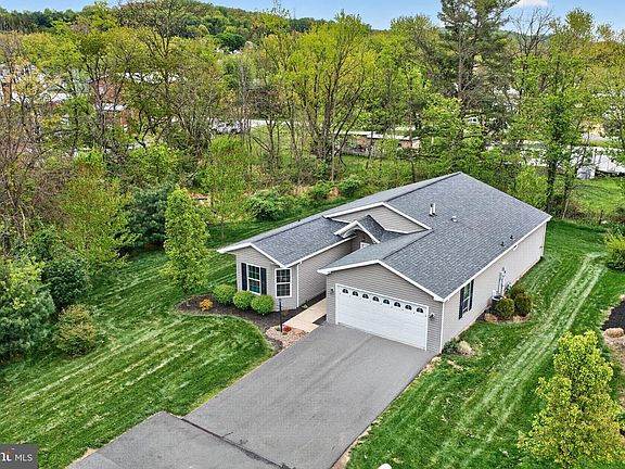 5th image of 67 Cormorant Dr