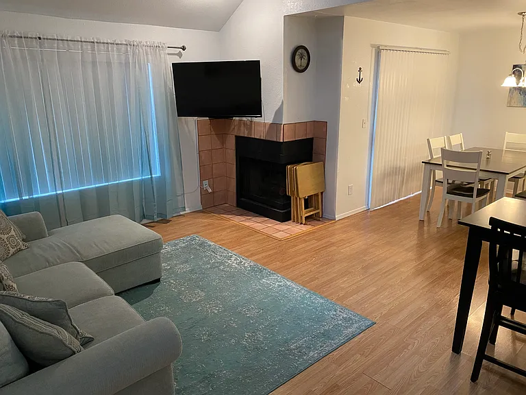 S Seawynds Blvd — Photo 23