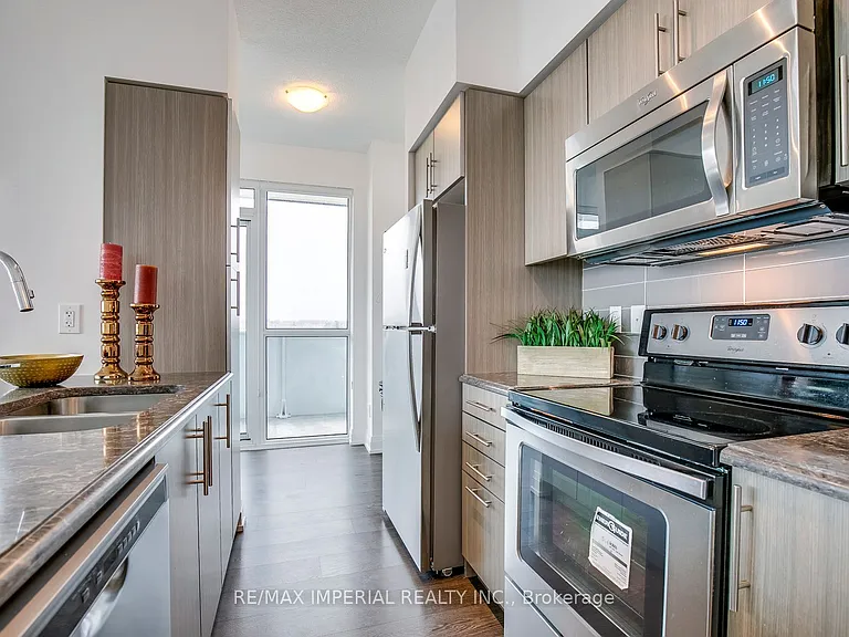 65 Speers Rd #711 — Photo 13