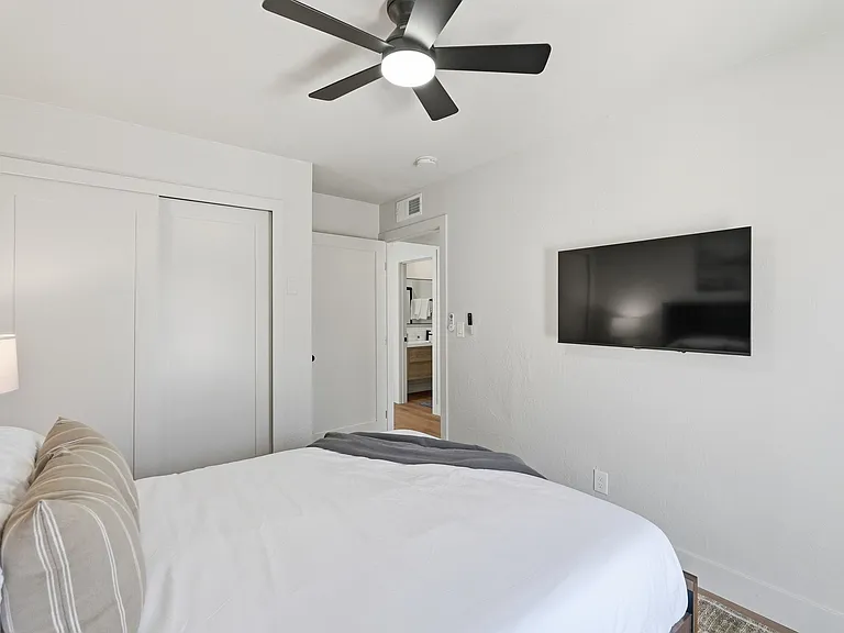 1417 E Roosevelt St #3 — Photo 19