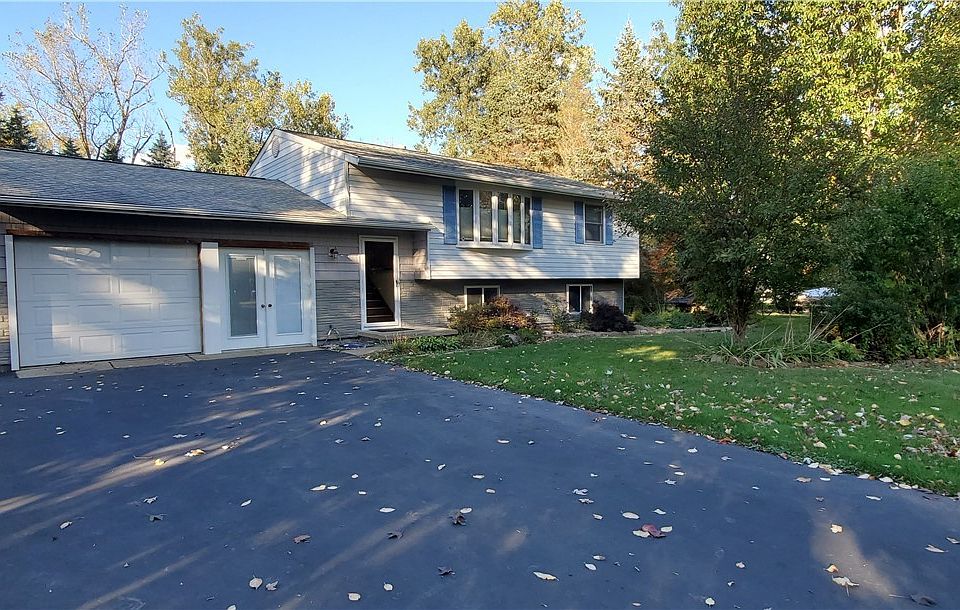 1st image of 11090 John Ct