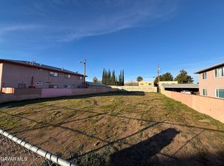 E 5th Avenue Q Ste St Suite Vic, Palmdale, CA 93550