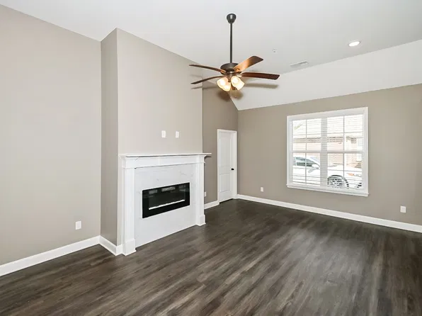 8886 Glen Cir, Olive Branch, MS 38654