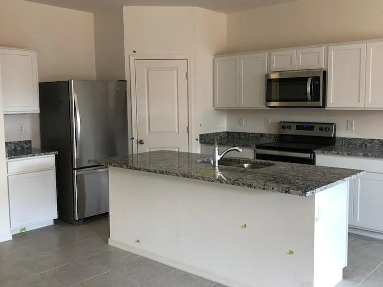 2373 E Alonso Dr — Photo 5