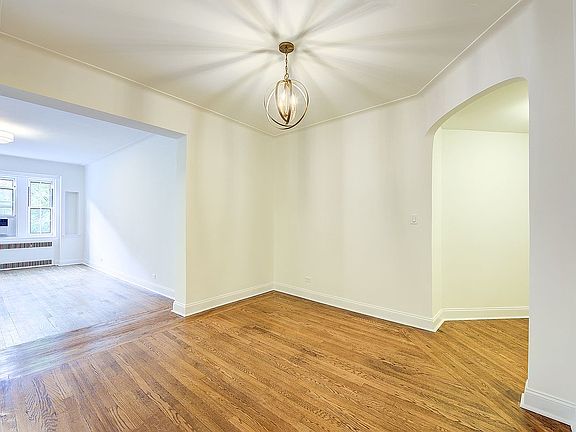3rd image of 77-12-35 Avenue B34