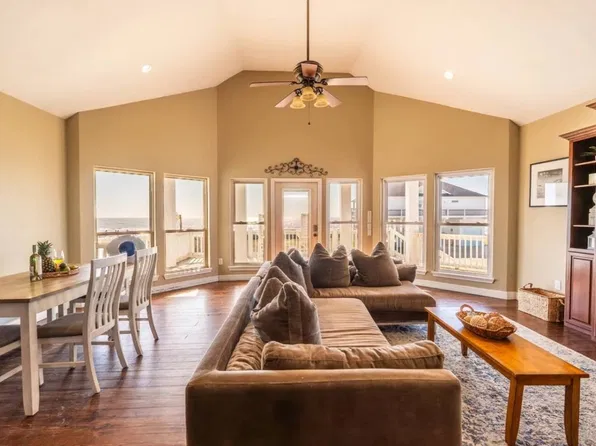 773 Bolivar Dunes Blvd #Id1647133p, Gilchrist, TX 77617
