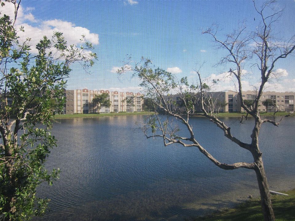 1st image of 7636 Fairfax Drive #205