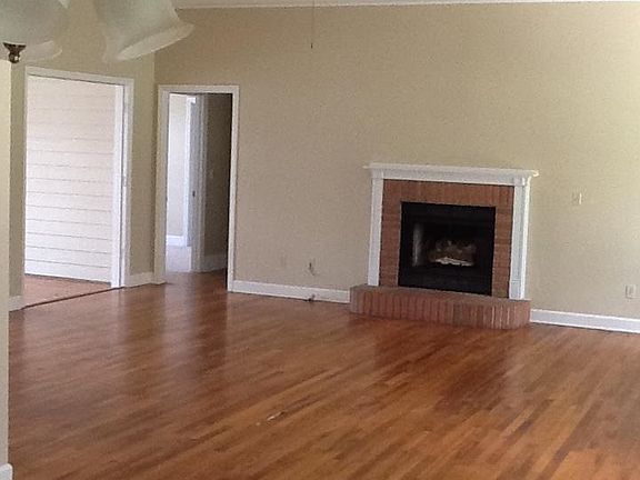 5th image of 5547 Pedrick Plantation Cir