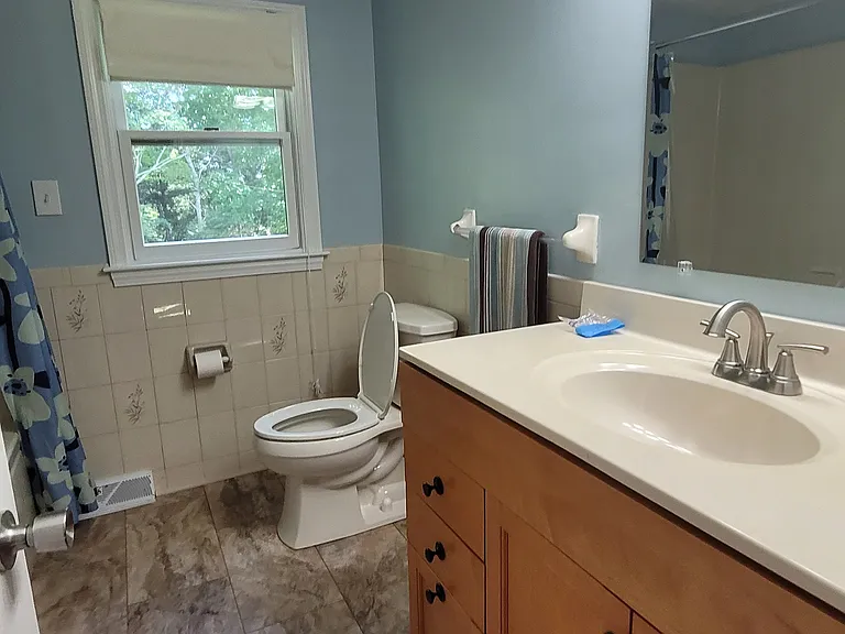 Second Floor Full Bath