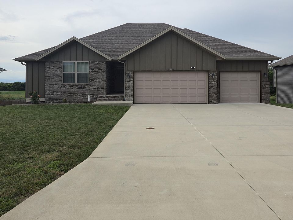 1st image of 517 N Stella Court
