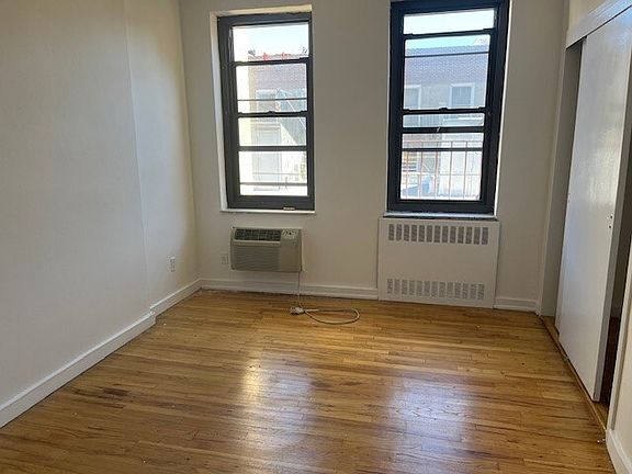 3rd image of 111 Sullivan St #4206