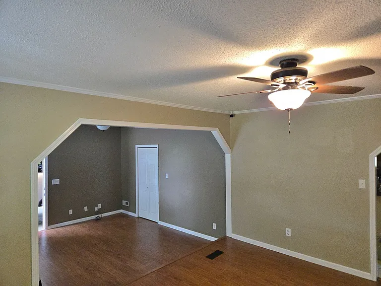 285 County Road 1387 — Photo 7