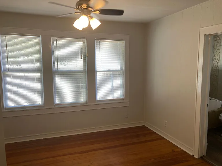728 Moore St — Photo 19