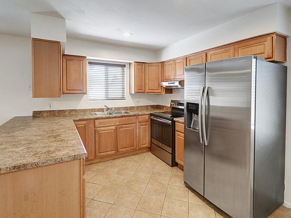 3rd image of 5340 W Becker Ln